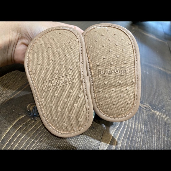 Bsby Gap sandals - Picture 2 of 2